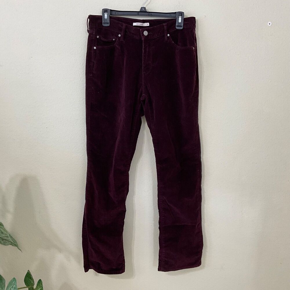 Levis 505 women’s size 31 /12M Straight Corduroy Jeans Pants Bugandy
